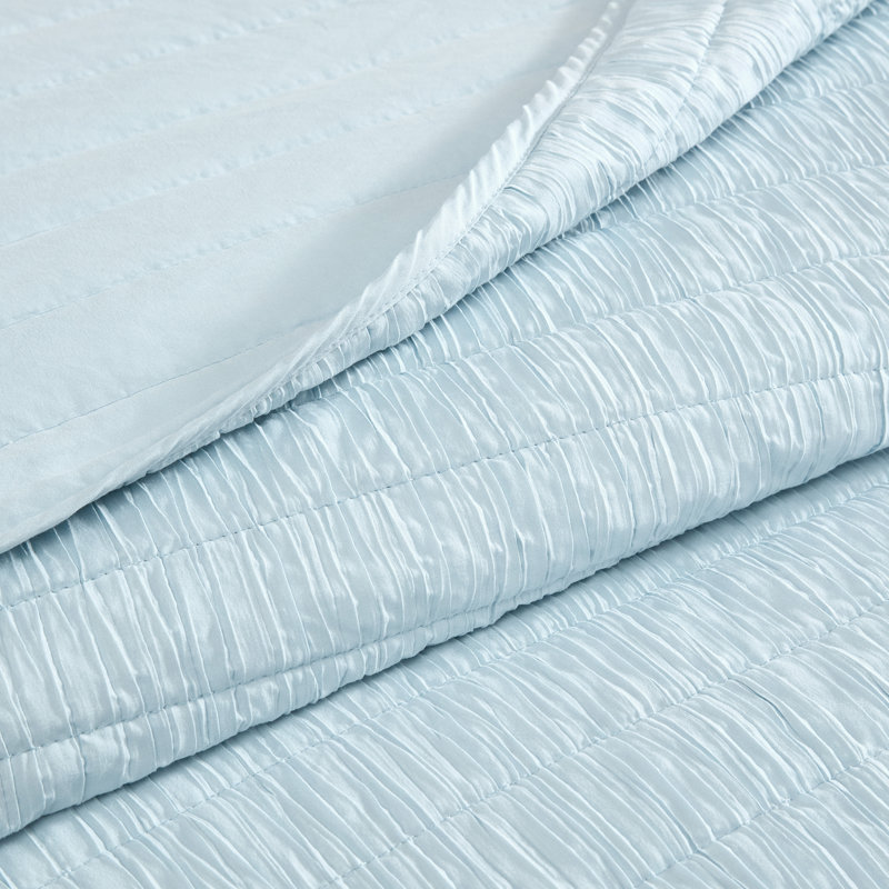 Swift Home Crinkle Washed 3-Piece Microfiber Quilt Set -  Ultra-Soft, Versatile, Classic, Timeless - All-Seasonal, Durable, Easy Care