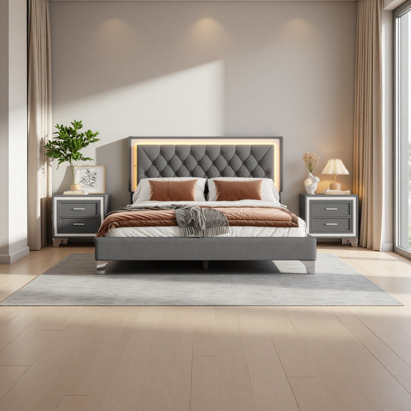 Grand lit plateforme tapissier avec lumières DEL et deux tables de chevet, Gris