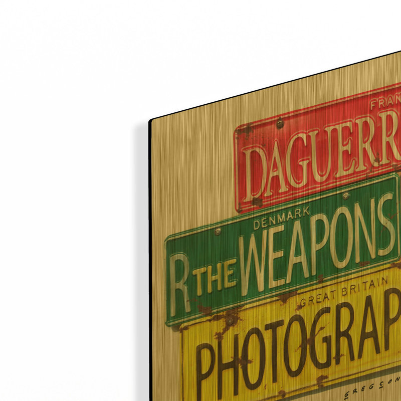 «Photographe» par Gregory Constantine, art mural en métal doré, 16 po x 12 po, 16 po x 12 po