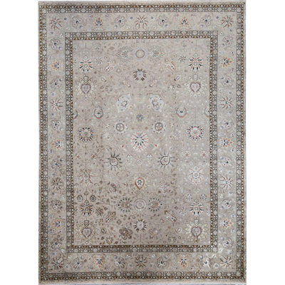 Tapis ivoire et ivoire noué à la main de haute qualité
