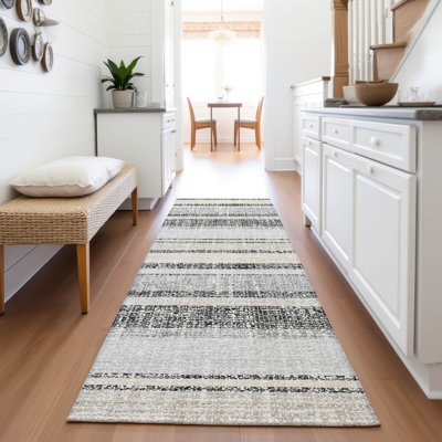 Tapis noir intérieur / extérieur lavable à la machine Xhevrie
