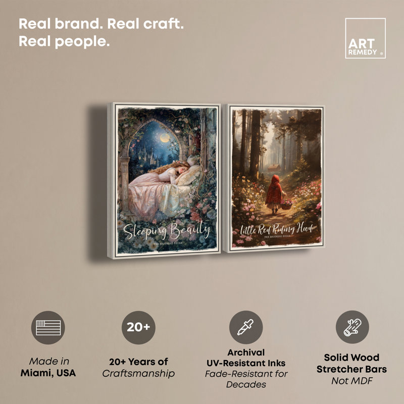 «Enchanted Fairytale Set Landscape» par Art Remedy, H 54 po x l 36 po, Argent argent, Impression sur toile sans passe-partout