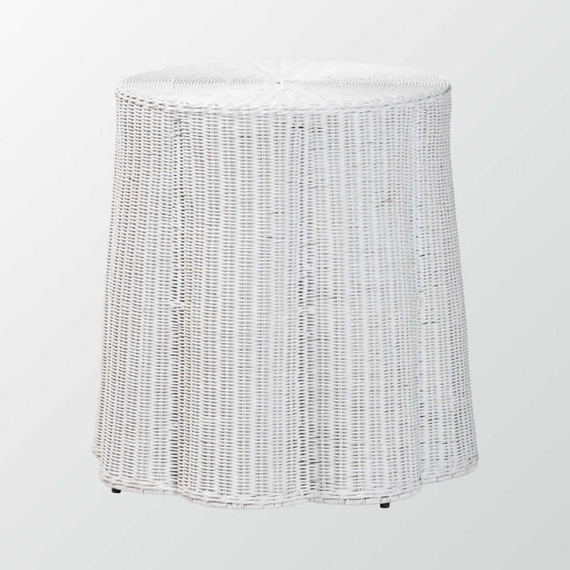 Console décorative tissée à la main avec rebord festonné Suzetta, H 27,03 po x l 27,77 po x P 27,77 po