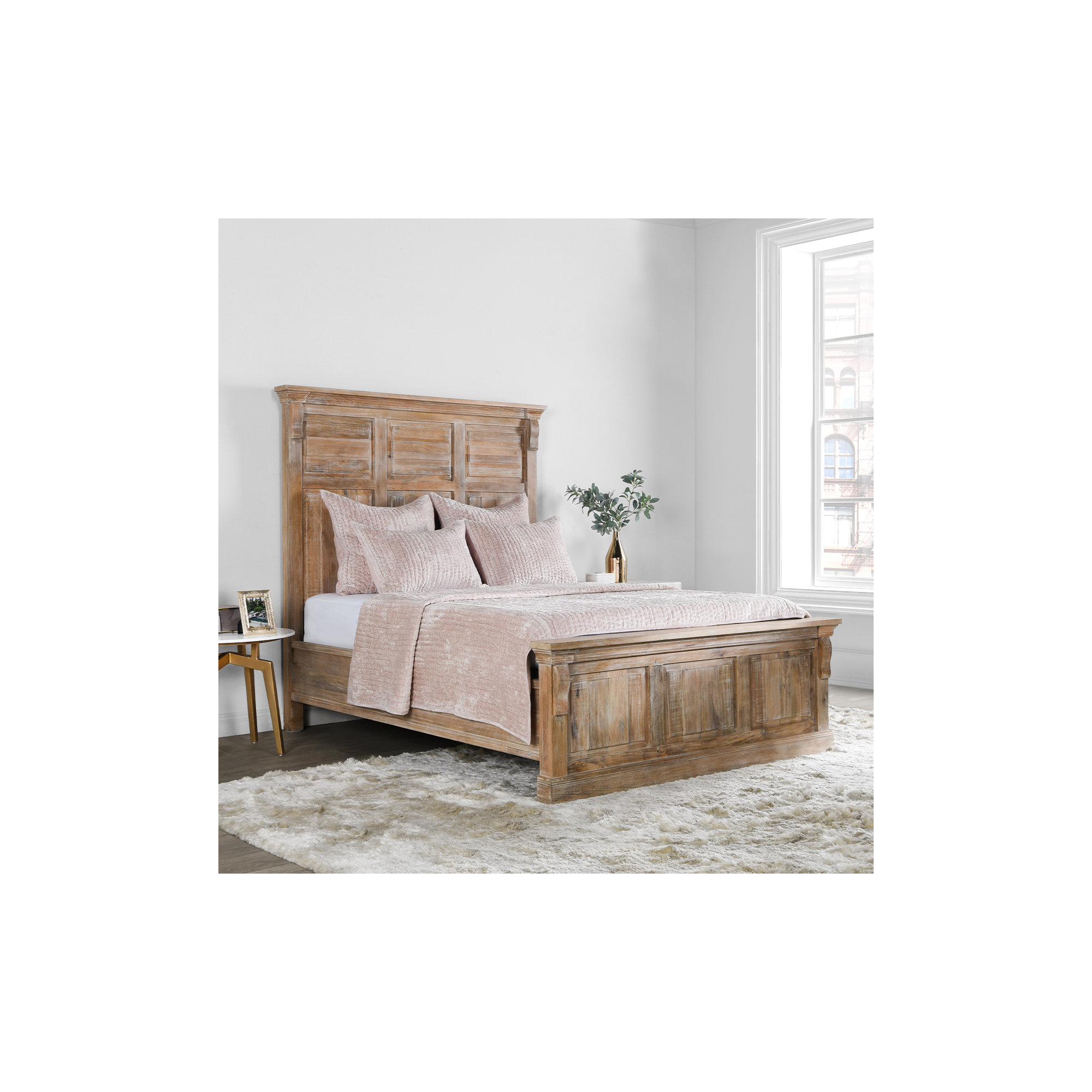 Tasmin Velvet Quilt, Bliss Pink, King Quilt