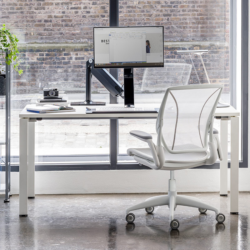 World Mesh Task Chair, Fixed, White, White
