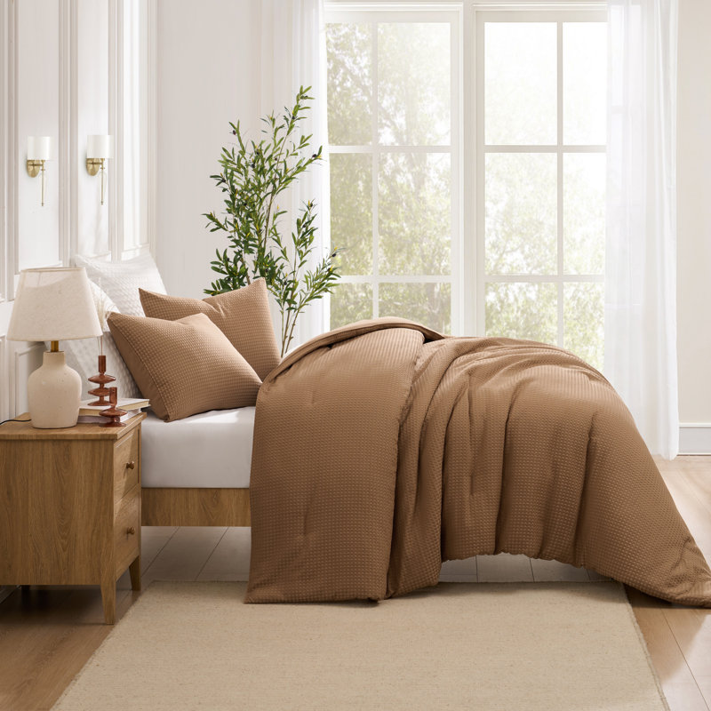 Kathy Ireland 3 Pc Waffle Comforter Set, Queen Comforter + 2 Queen Shams, Rust