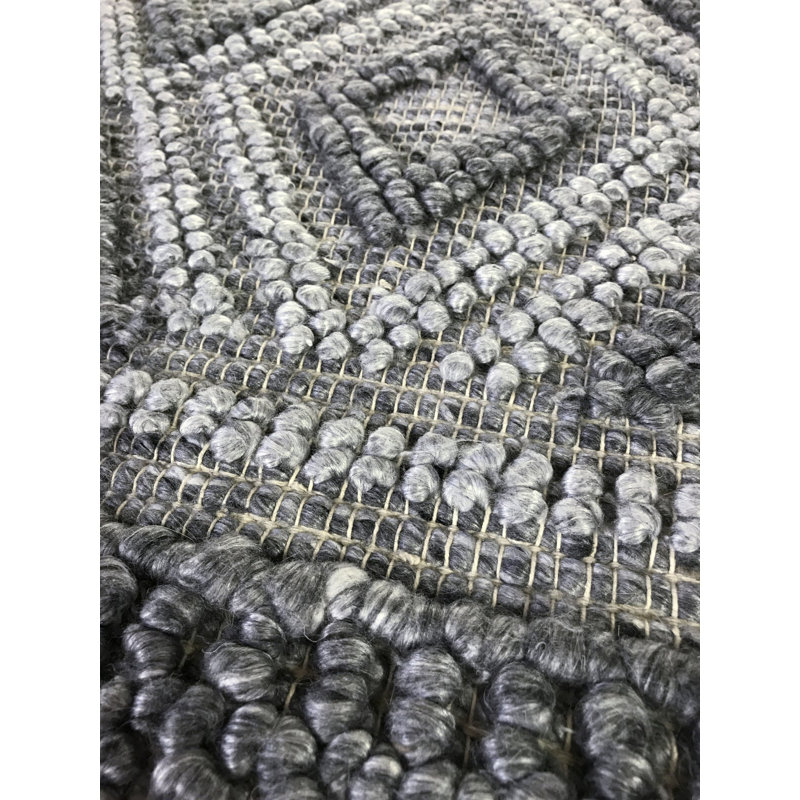 Geometric Area Rug in Gray