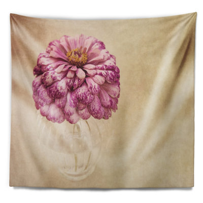 Tapisserie aquarelle rose dans un vase