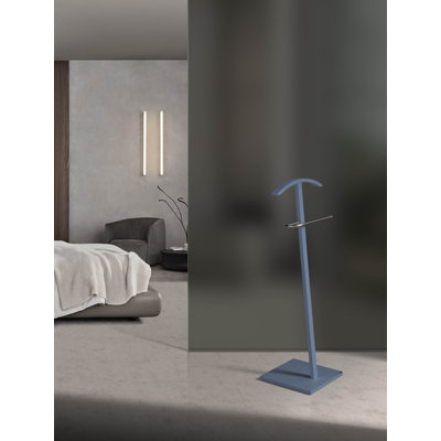 Pinehurst Freestanding Valet Stand