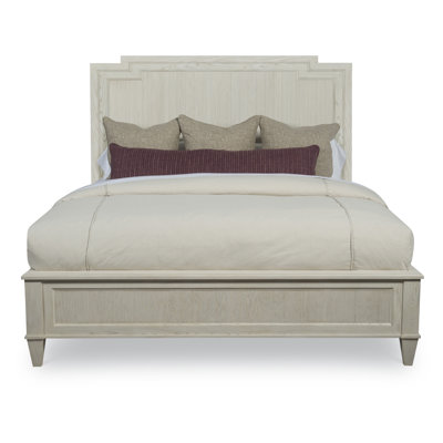 Monarch Bed