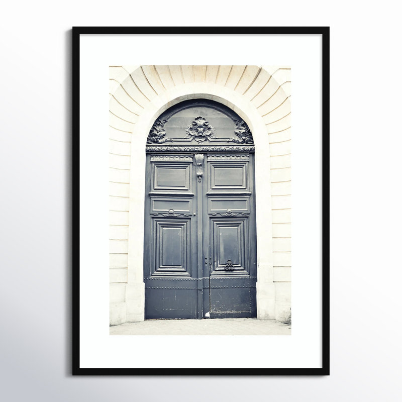 Black Paris Door par Caroline Mint - Photographie de cadre photo, H 34 po x l 25 po, Noir