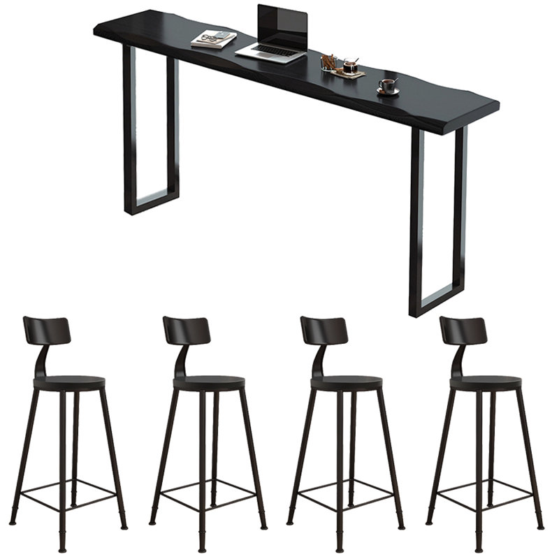 Qubilah, 41.3"H x 55.1"L x 17.7"W