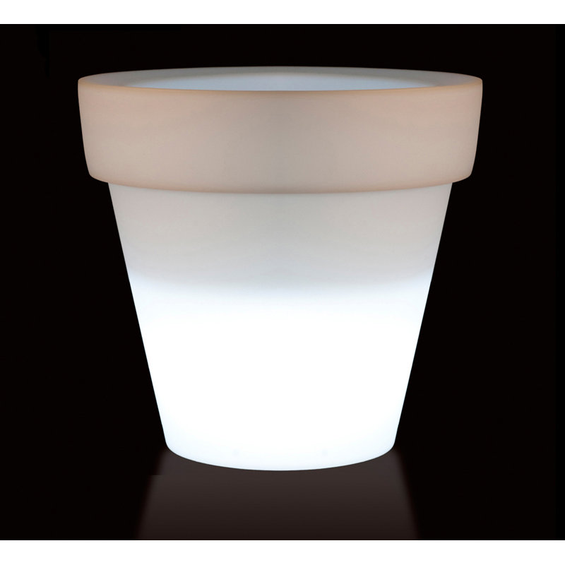 Maceta Resin Pot Planter, 20.5" H x 23.5" W x 23.5" D