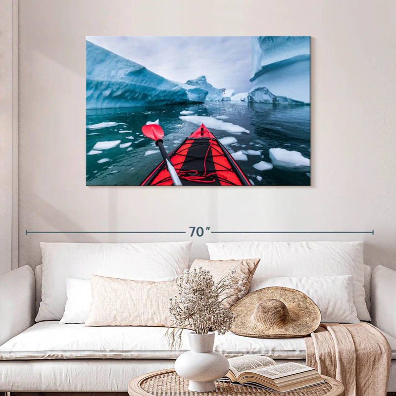 Kayak rouge Sireci en Antarctique, H 30 po x l 45 po