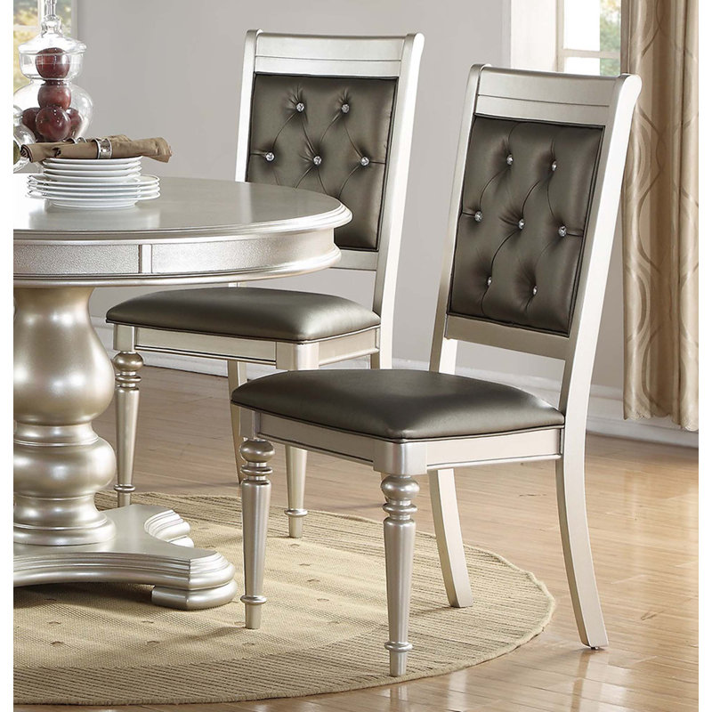 Chaises d'appoint de salle à manger capitonnées argentées