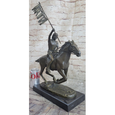 Figurines et sculptures Tarcis