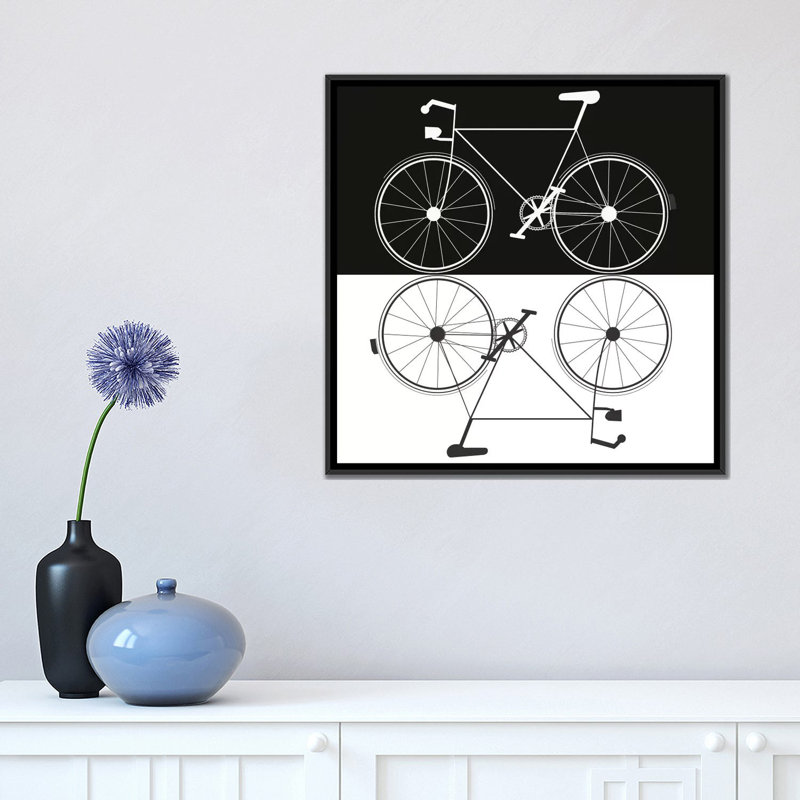 «Two Bikes», impression sur toile, H 18 po x l 18 po x P 1,5 po, Toile avec cadre noir, Pas de tapis