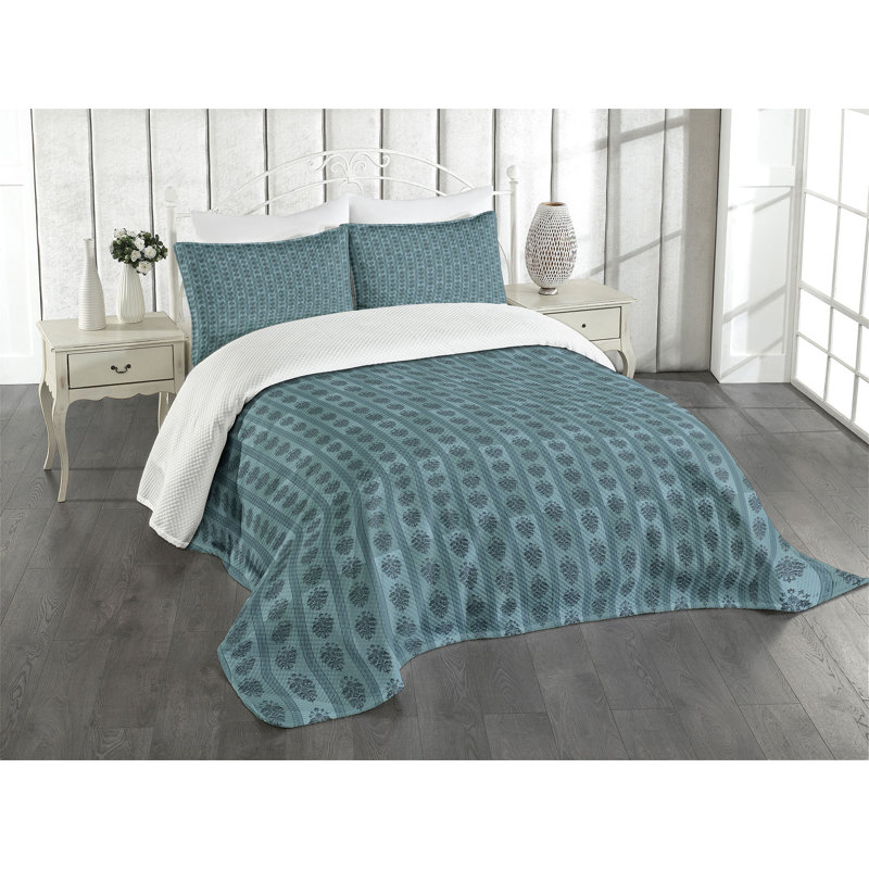 Ambesonne Damask Bedspread Medieval Gothic Rococo Petrol Blue, King Coverlet/Bedspread + 2 Pillow Shams
