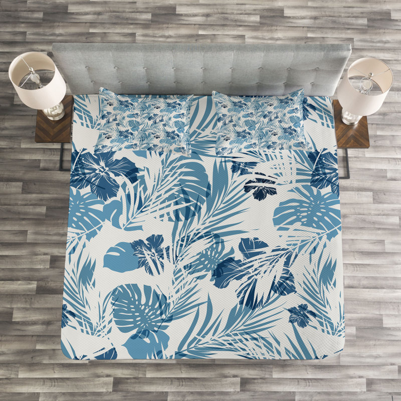 Adorae Blue/White Microfibre Bedspread Set, 220 x 264 cm