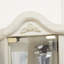 Vitrine d'angle vitrée avec vitrine d'angle lumineuse, vitrine avec éclairage (incluse), bar à vin, armoire à vin avec tablettes réglables en verre, décoration sculptée BLANC, lumière (incluse)-90783626