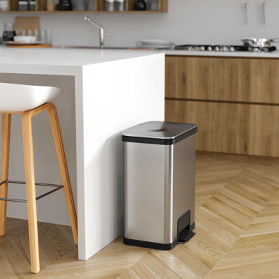 Poubelle à pédale en acier inoxydable 18 gallons désodorisant airstep de désodorisant