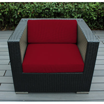 Penncross Wicker Outdoor Lounge Chair