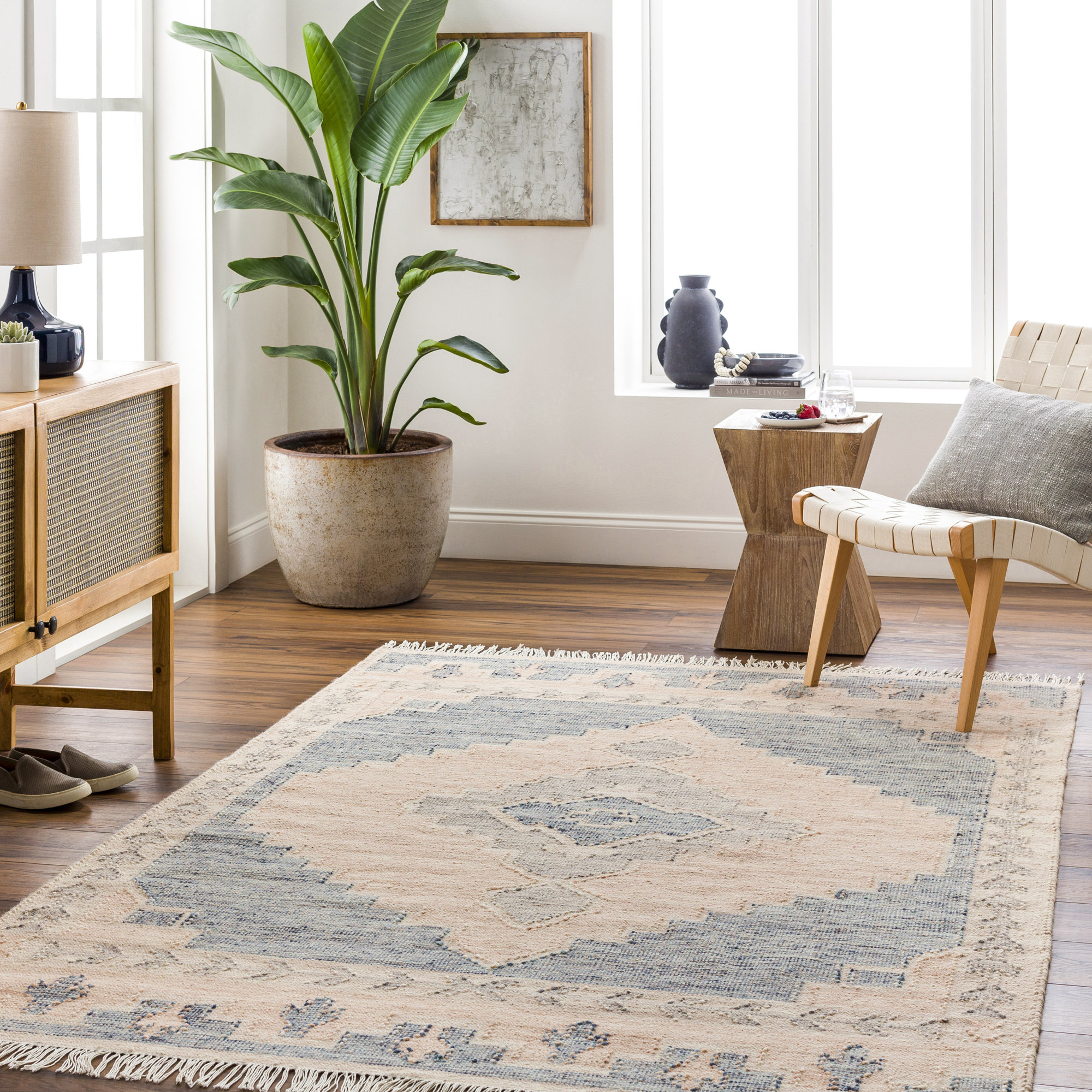 Saber Handmade Wool Rug, Rectangle 9' x 12'