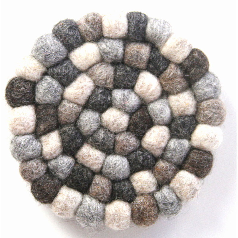 Boule de feutre à main fabriquée, Gris