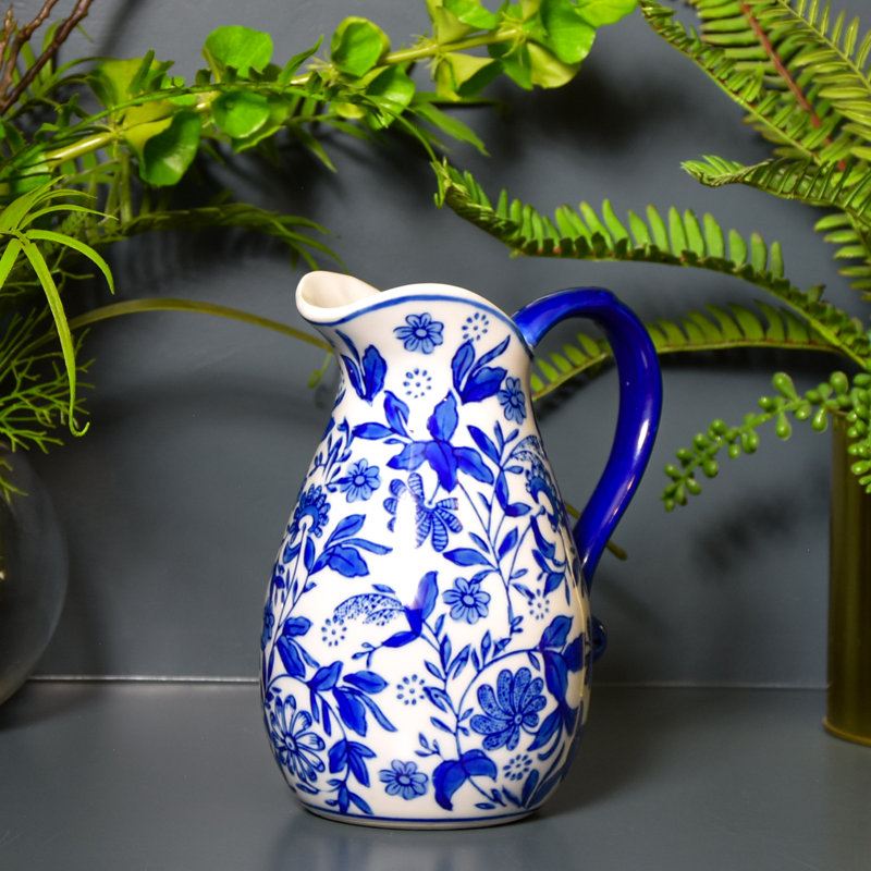 9 JUG BLUE / WHITE DESIGN