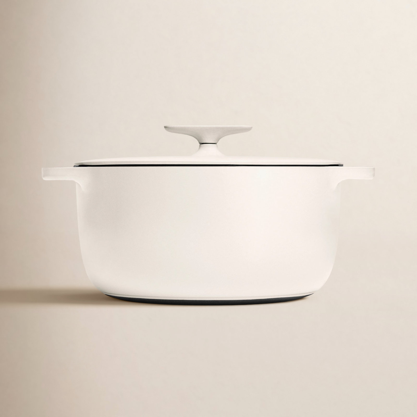 Enameled Cast Iron Dutch Oven, Cream