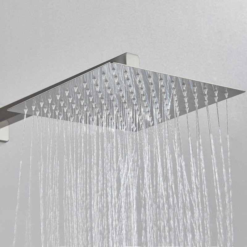 Robinet de douche avec valve brute