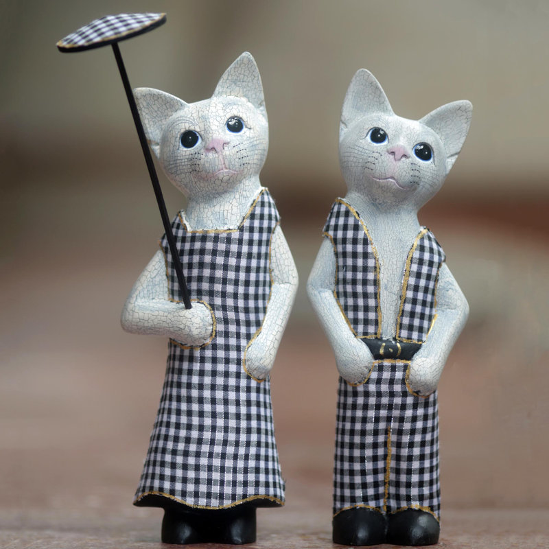 2 Piece Bali Cat Couple Figurine Set