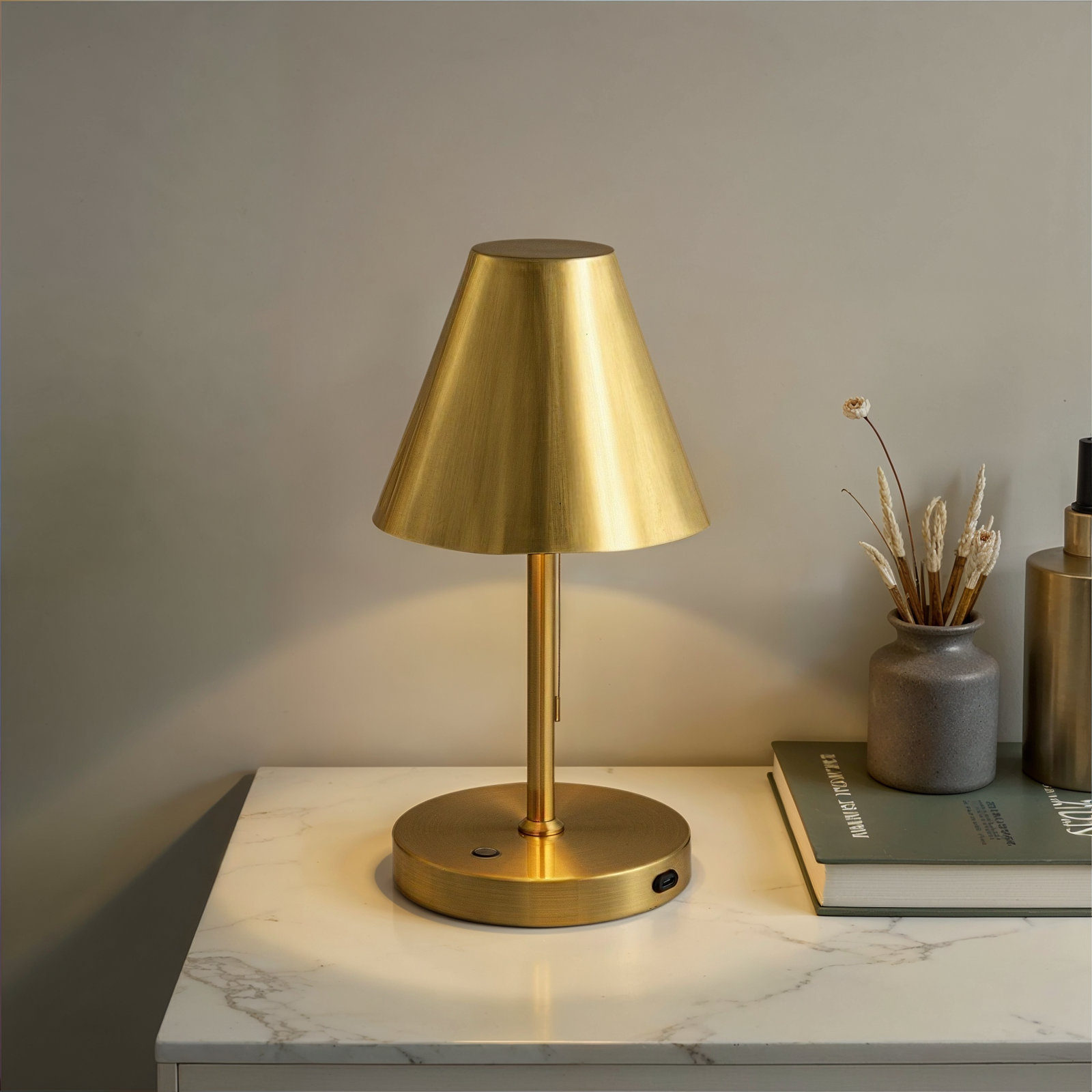Carlene Metal Table Lamp, Gold, Gold
