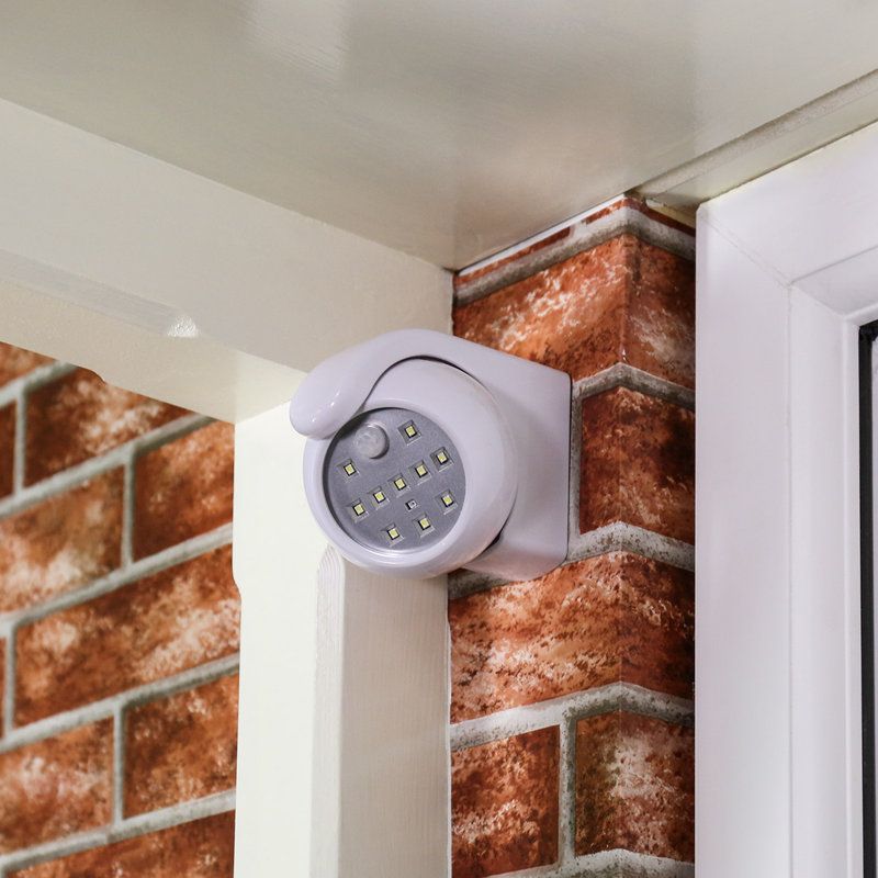 Outdoor Battery Operated White Security Light with PIR Sensor, White
