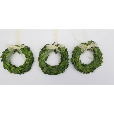 Preserved Greens Wreath (Set of 3) Three Posts Color: White