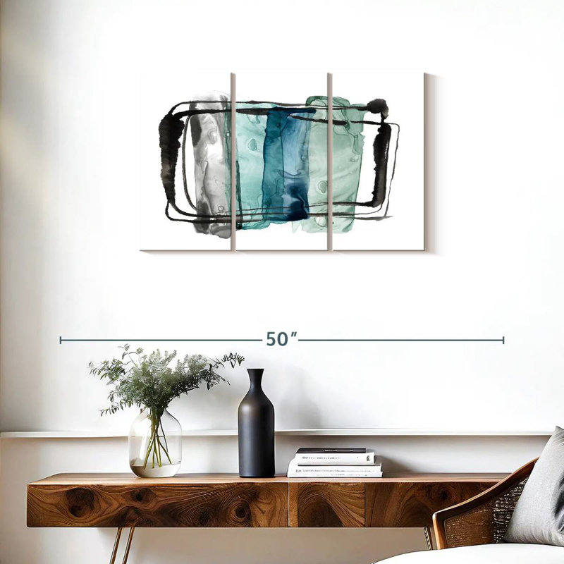 Avery Eclair, 20" H x 33" W