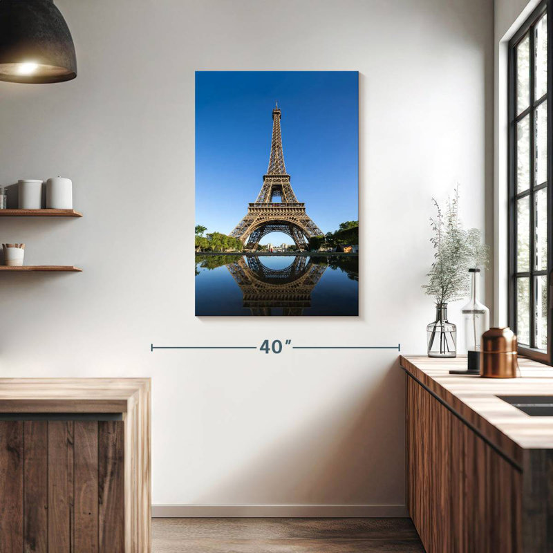 Tour Eiffel historique d'Aime, H 39 po x l 26 po