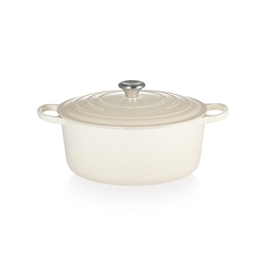 Le Creuset Signature Enameled Cast Iron Round Dutch Oven with Lid