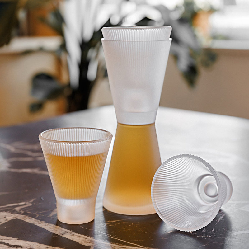Ensemble de verres à décanter