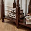 Buffet de salon en bois massif.