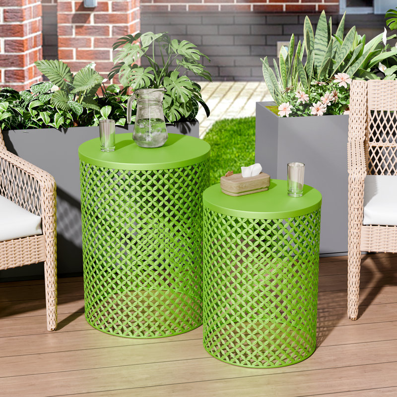 Ensemble de 2 tables d'appoint rondes ajourées, Vert