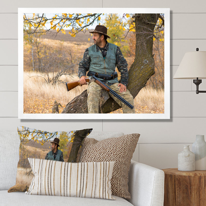 Hunters Pursuit sur toile, Cadre simple blanc, H 30 po x l 40 po x P 1,5 po