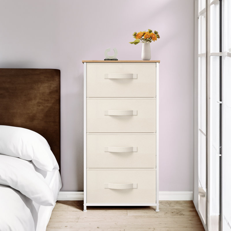 Callida 17.7'' W 4 - Drawer Dresser, Gray/Black