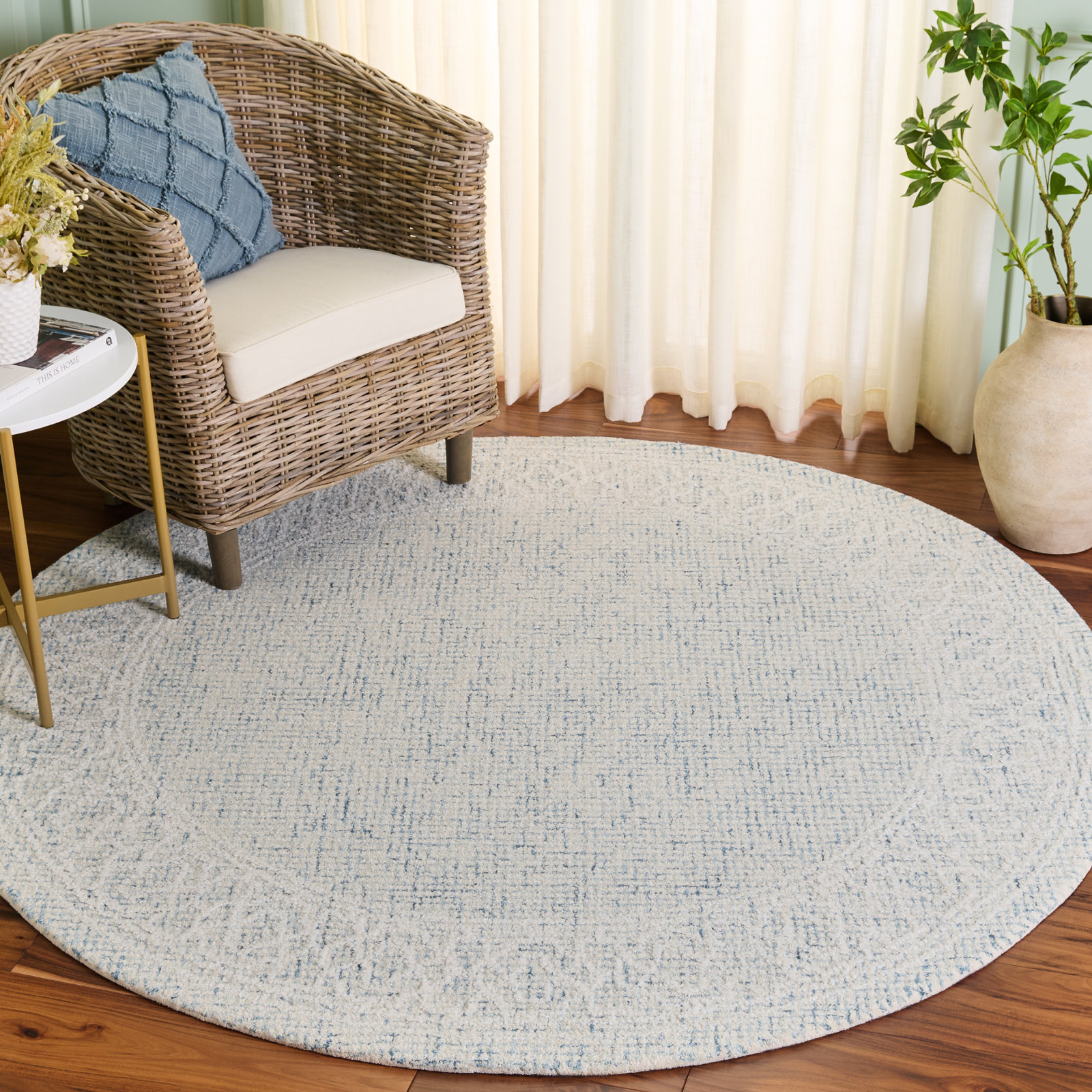 Hand-Tufted Geometric Wool Rug, Round 6'