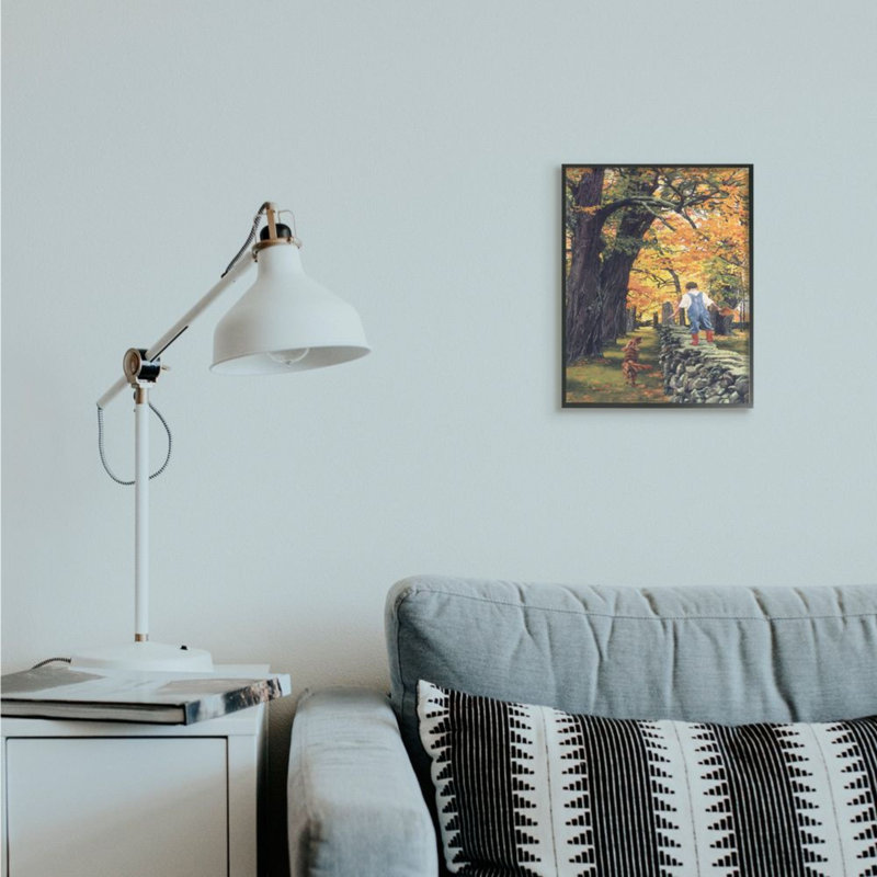 "Boy Walking on Stone" par Heide Press-impression d’art graphique, 14" H x 11" W x 1.5" D, Giclée encadrée noir minuit