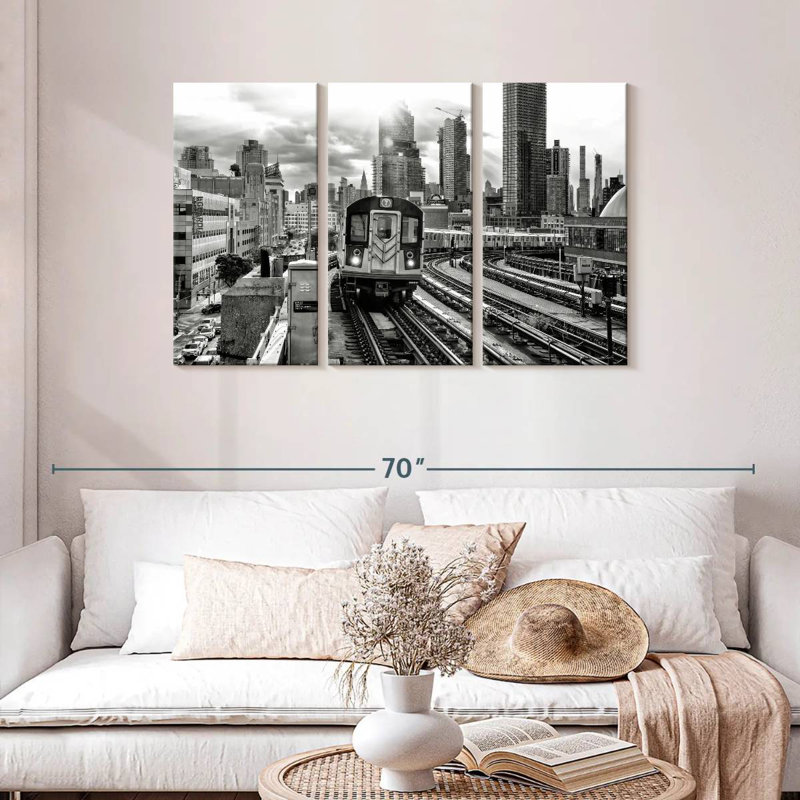 Mehar Line 7 Subway, 28" H x 45" W