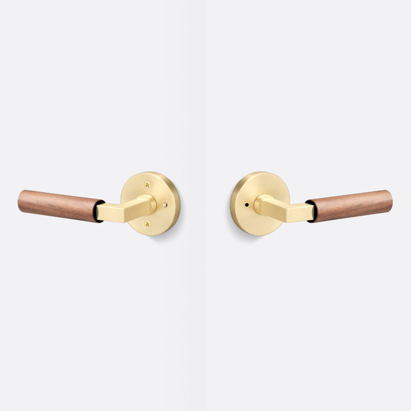 Levanto Round Privacy Rosette, Walnut Grip, Satin Brass
