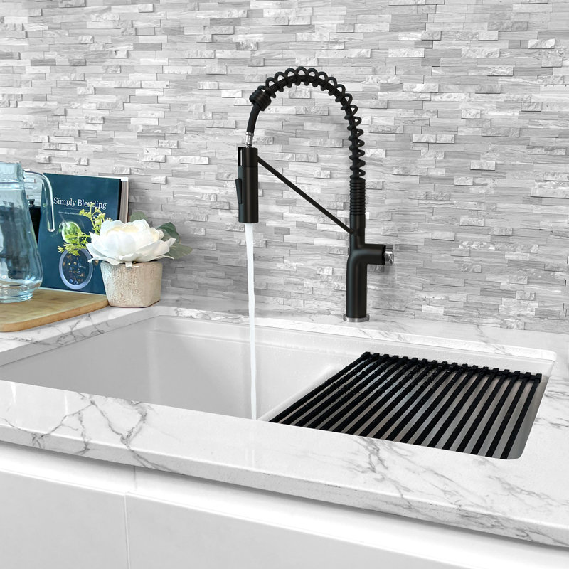 Modern Single Handle Kitchen Faucet, Noir mat / brossé
