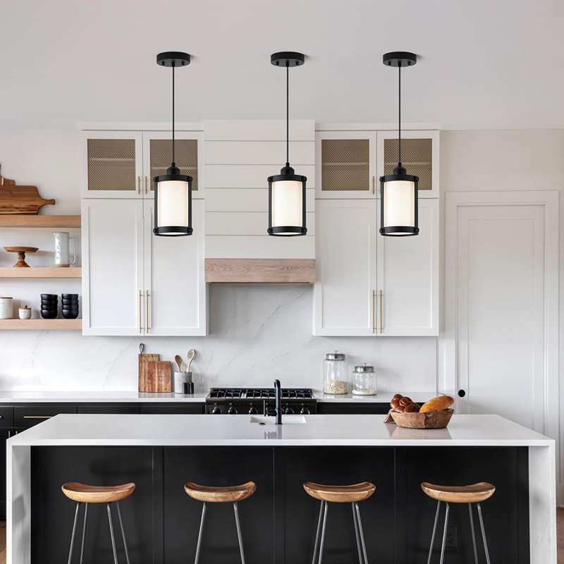 Ensemble de 3 luminaires suspendus noirs pour îlot de cuisine, luminaire suspendu moderne pour îlot de cuisine avec verre de lait, mini luminaire suspendu pour évier de salle à manger, OS-3014-3PBK