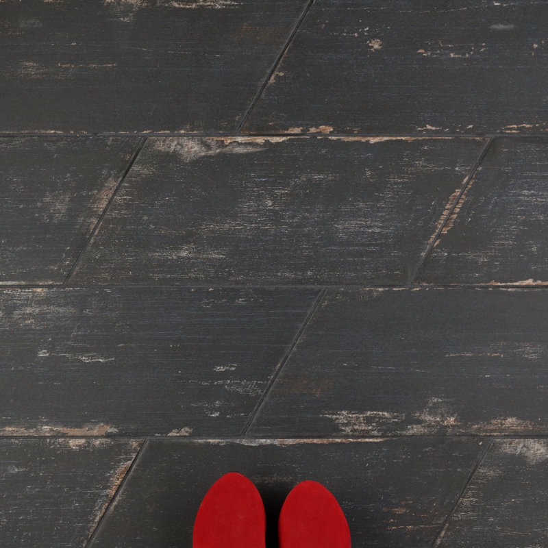 Retro Naveta 7" x 16" Porcelain Wall & Floor Tile, Negre